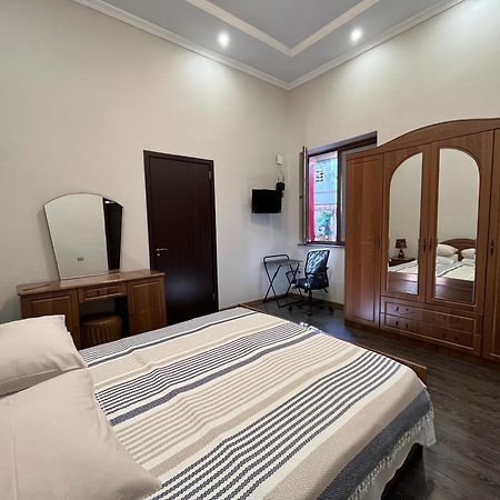 Old Batumi Apartment On Kostava 9 Εξωτερικό φωτογραφία