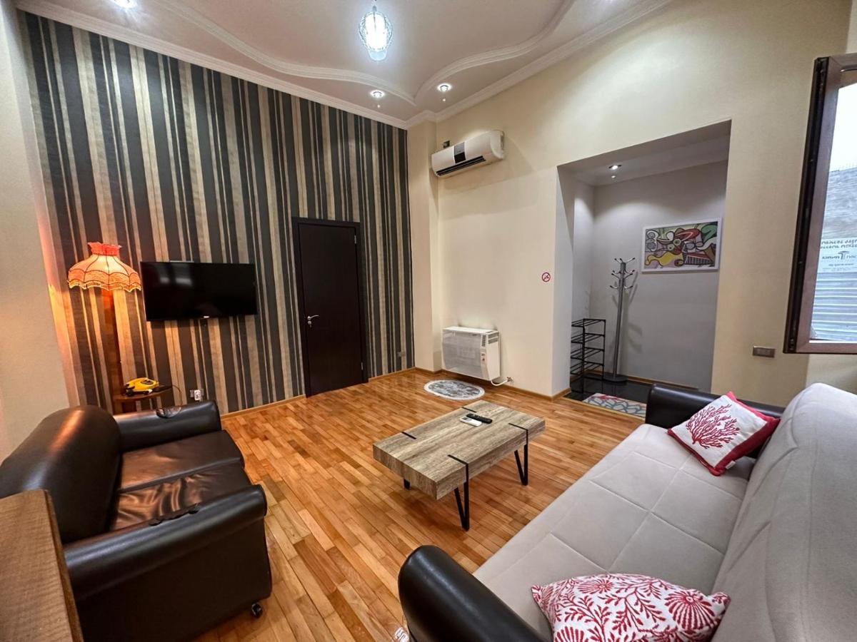 Old Batumi Apartment On Kostava 9 Εξωτερικό φωτογραφία