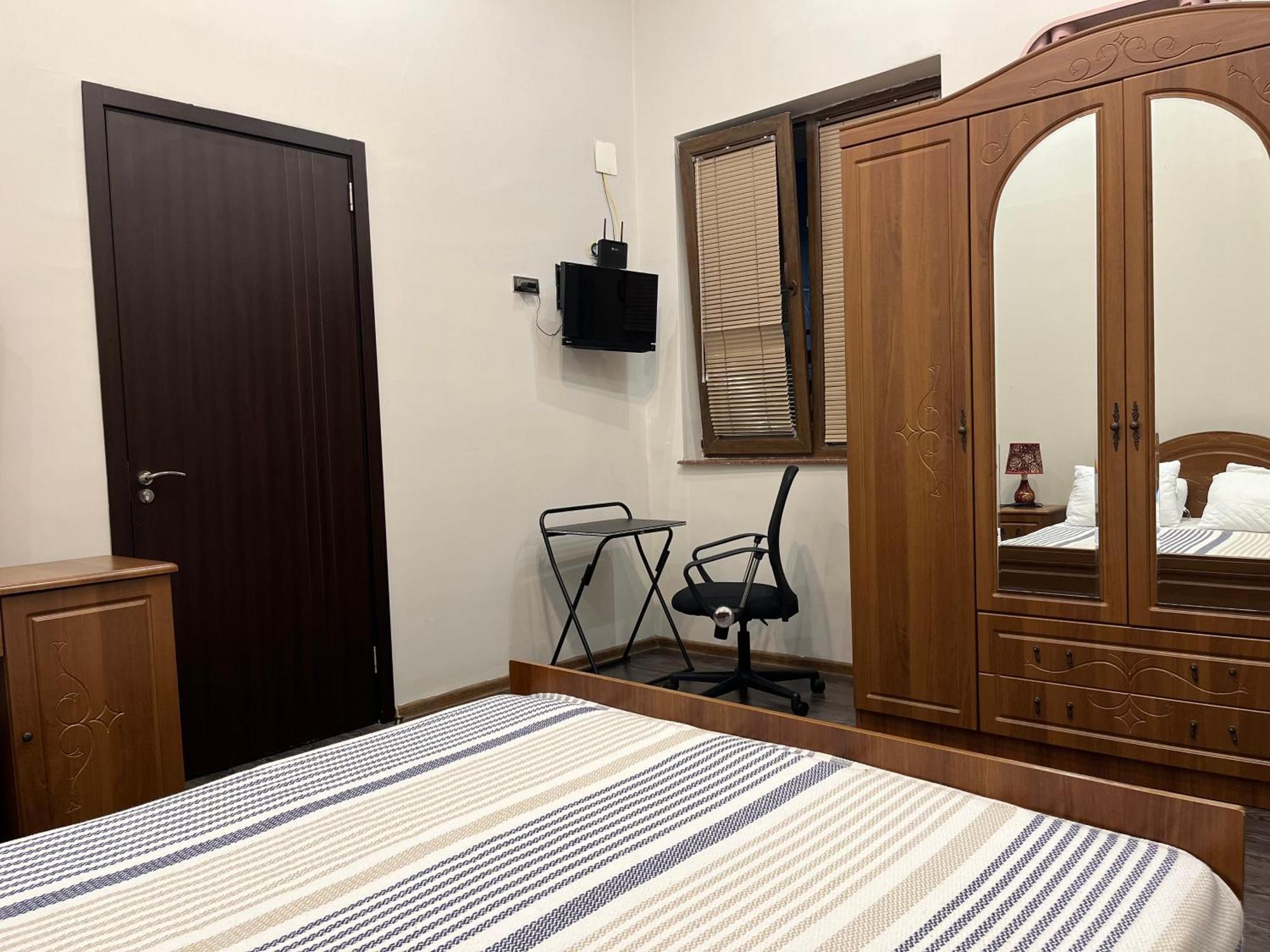 Old Batumi Apartment On Kostava 9 Εξωτερικό φωτογραφία
