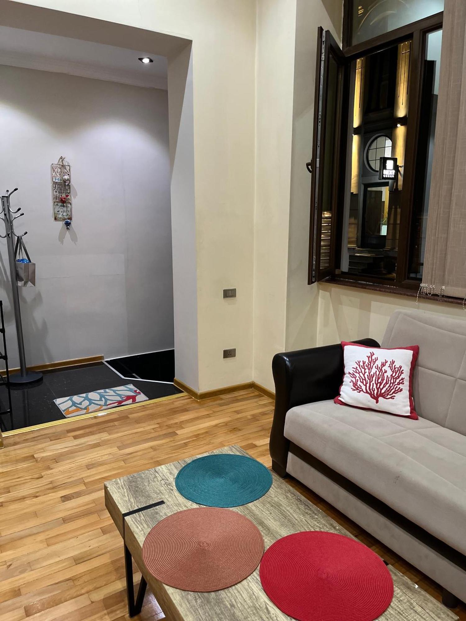 Old Batumi Apartment On Kostava 9 Εξωτερικό φωτογραφία
